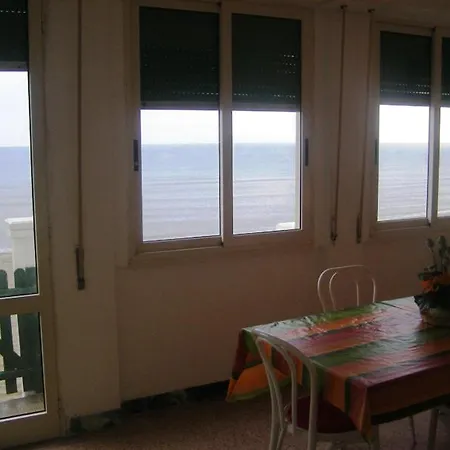 Casa Sulla Davanti Al Mare * Follonica